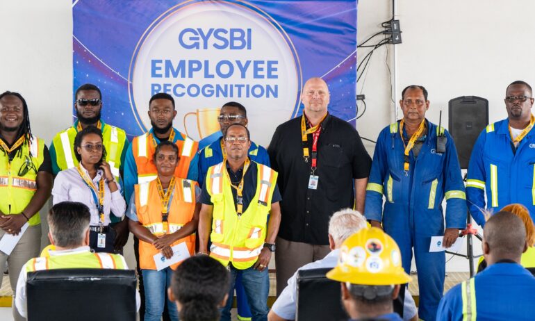 GYSBI Commends Long-Serving Staff at Award Ceremony